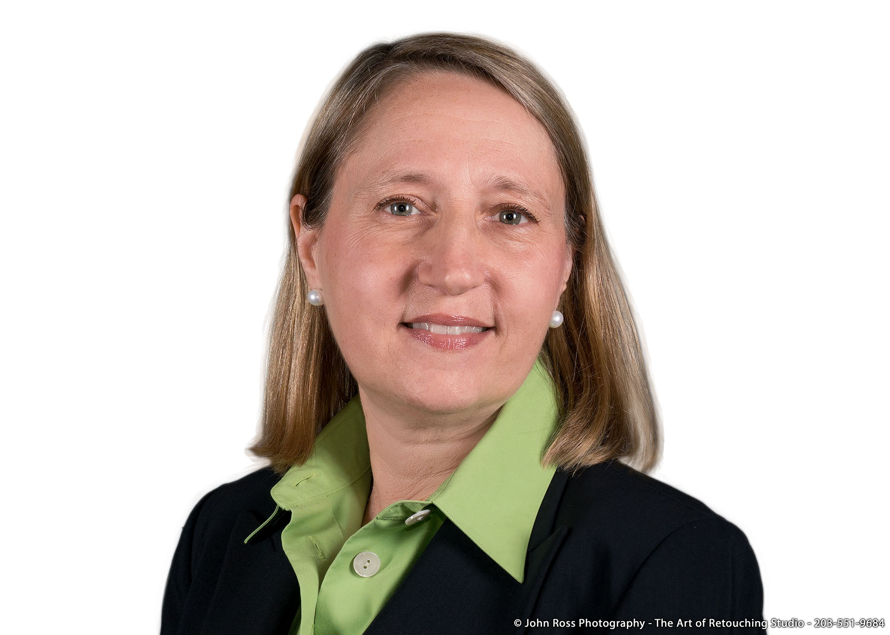Business headshot of Elyse photographed by John Ross Photography